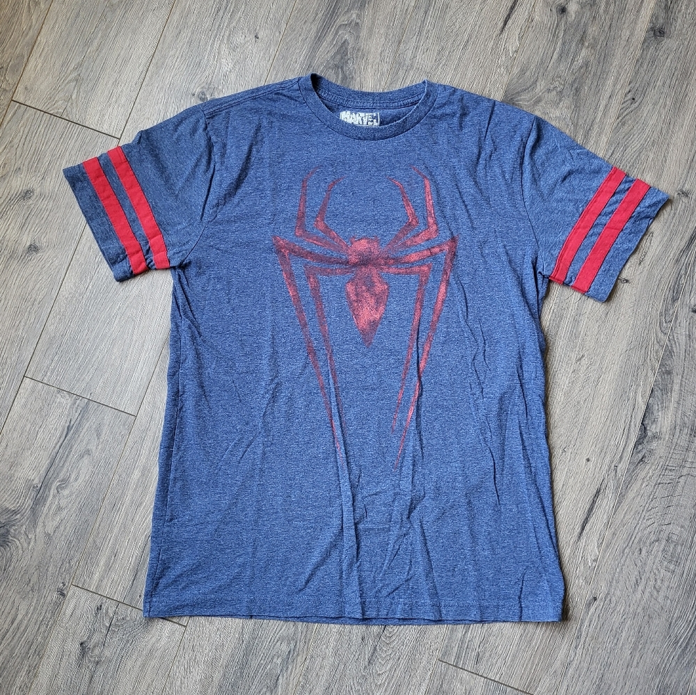 Marvel Spider-Man T-shirt Blue & Red {Large}